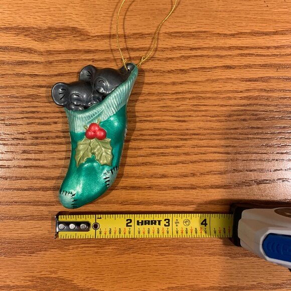 VINTAGE HANDMADE CERAMIC CHRISTMAS ORNAMENT, MOUSE IN A STOCKING - Picture 4 of 4